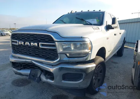 2019 Ram 2500 Tradesman 4X4 8' Box from USA, damaged, VIN 3C6UR5HJ5KG577484